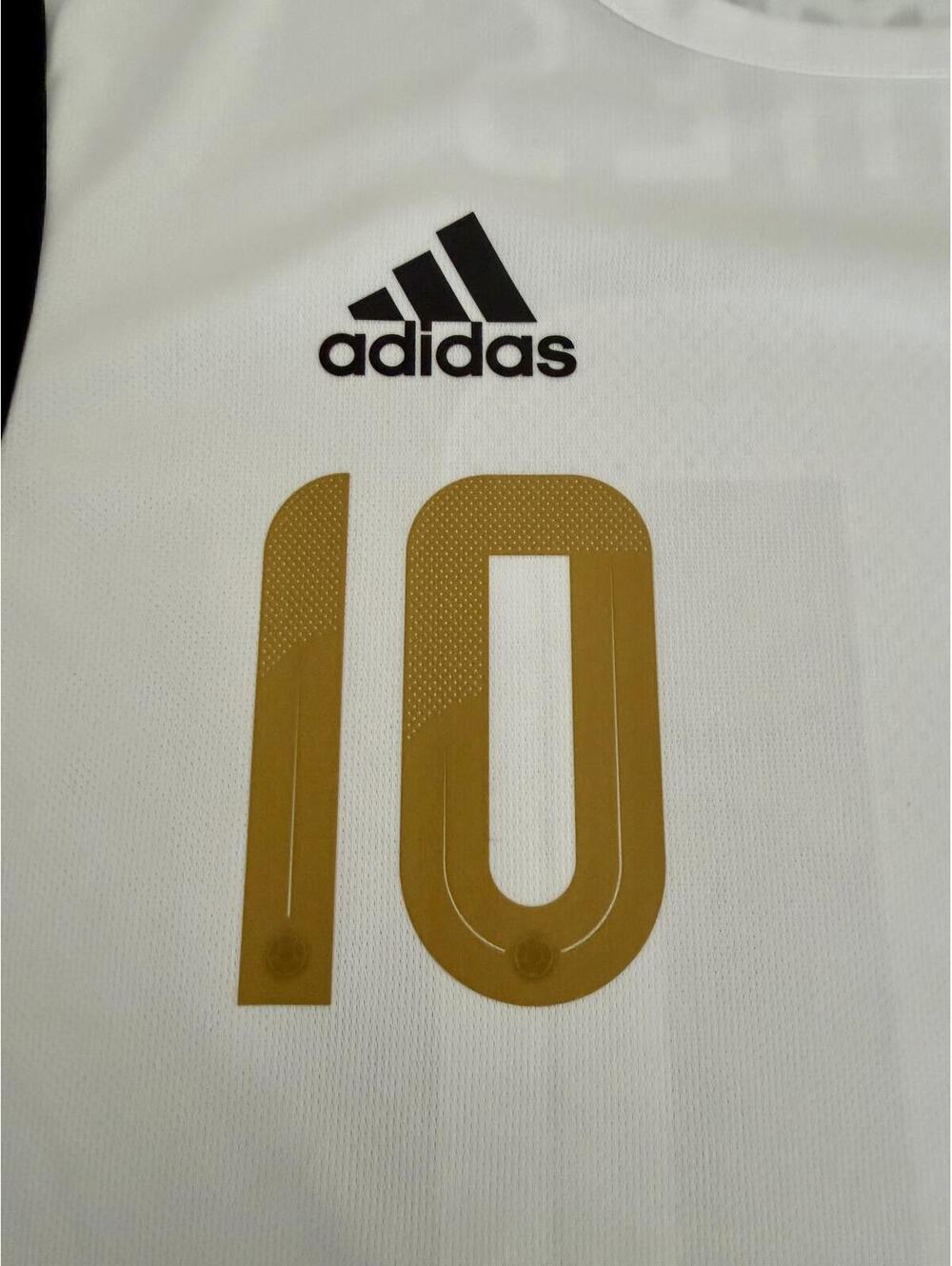 Adidas Colombia James Rodriguez #10 White Jersey Small - Picture 4 of 6